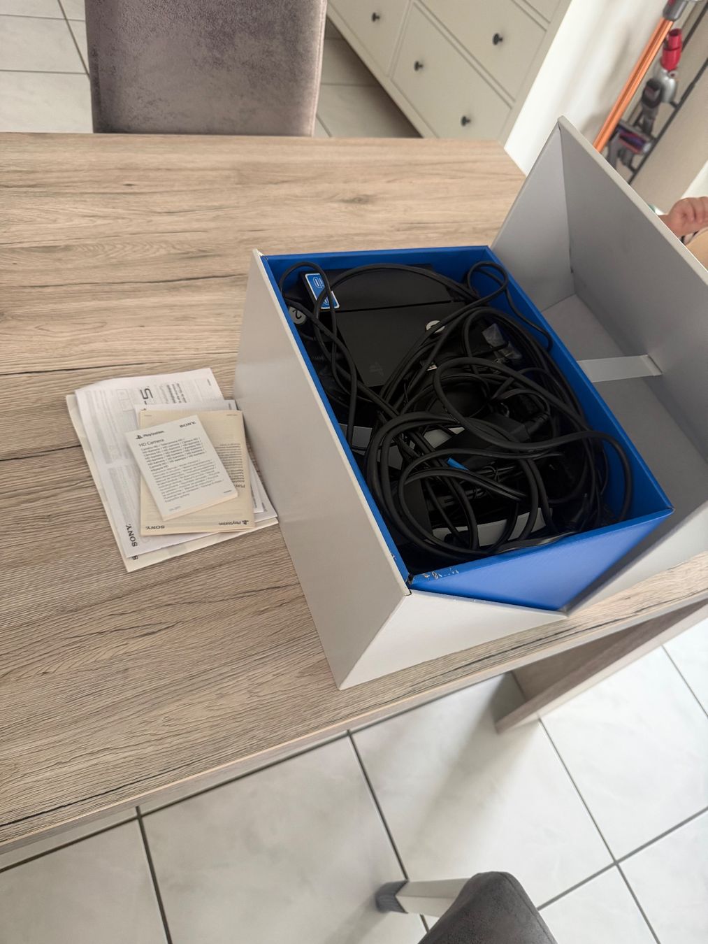 Sony Casque VR: Playstation VR Brille 1.0 – D'occasion à Worben par Dr.Tinu 2