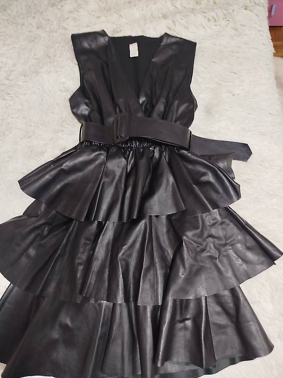 Kleider: Abito nero – Gebraucht aus Chiasso von CarmeloNicotra 1