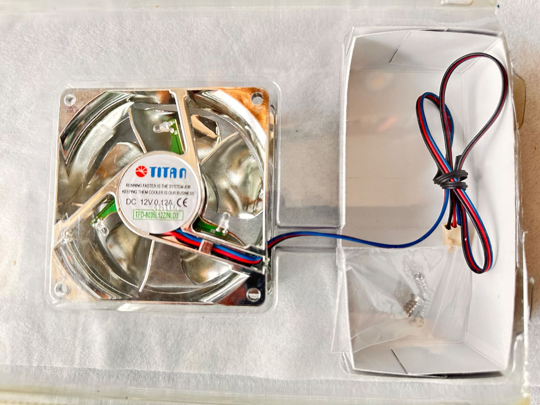 Componenti elettronici: Kühlventilator 12V. Für PC – Nuovo (secondo la descrizione) da Berg TG venduto da schlauchi