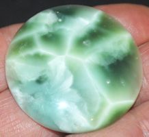 Cabochon L-7788 – Hemimorphit 40x40x7 mm 91,80 Karat