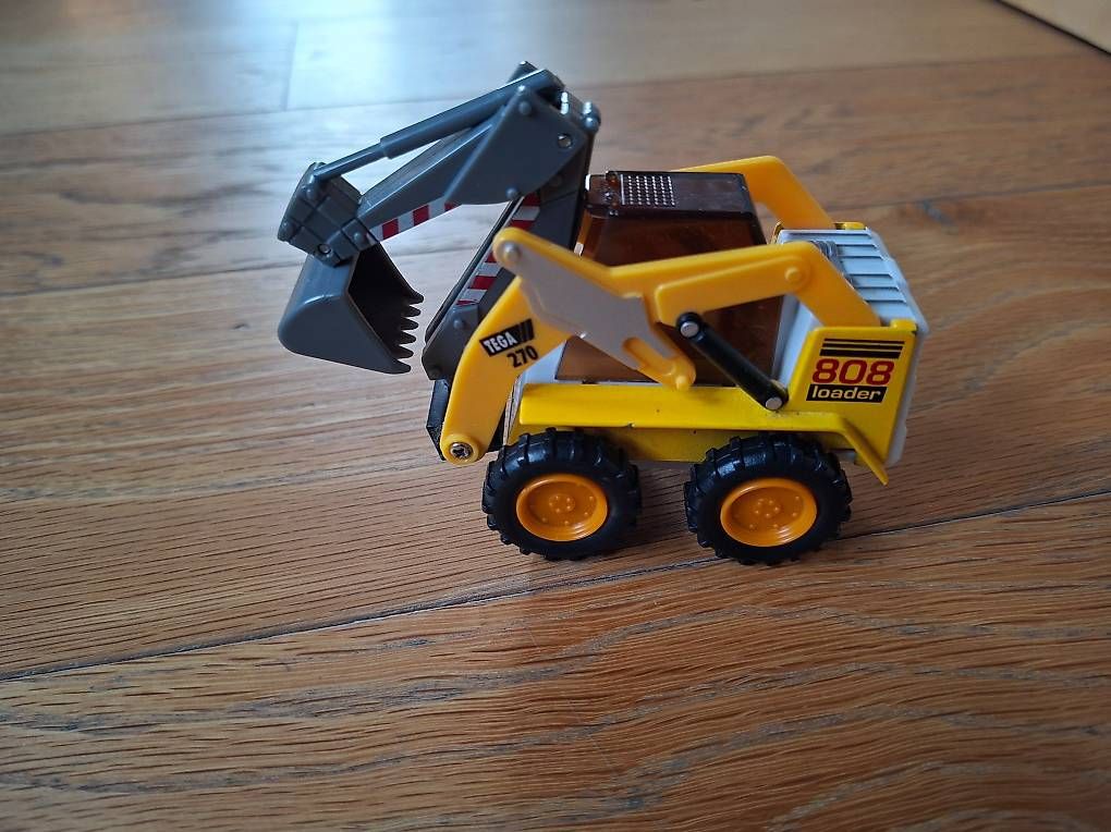 Jouets: Pelleteuse – D'occasion à Sierre par noe_y7vf 2