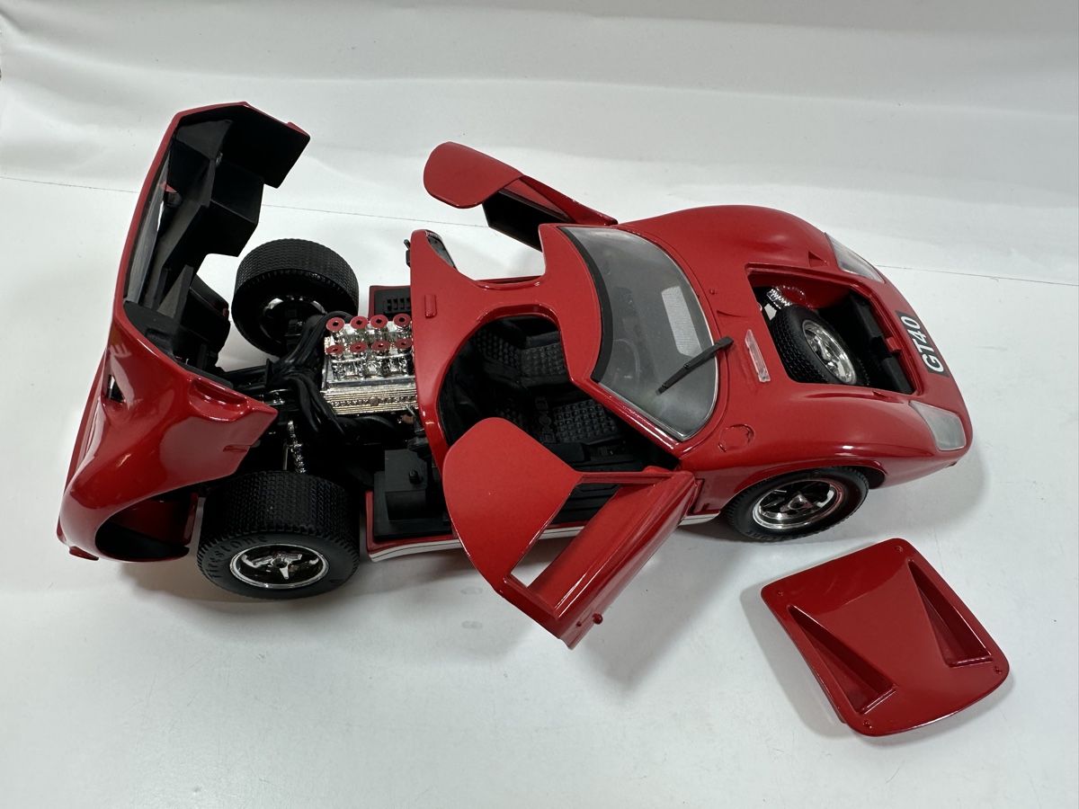 Jouef Modellini d'auto: Ford GT 40 1:18, rot, JOUEF EVOLUTION  – Usato da Zofingen venduto da rf9_x2xt 5