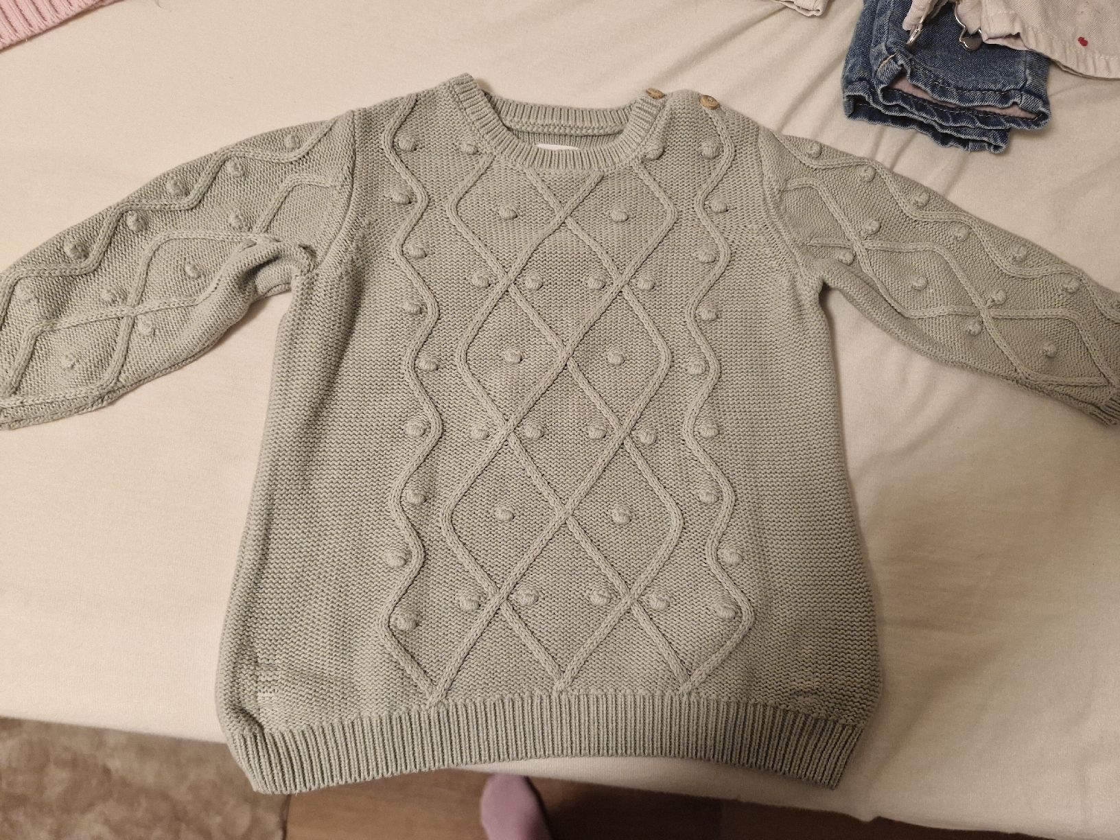 Lotti & Set di vestiti: Set Mädchen Gr.74/86: Pullover, Hosen, Latzhoen, Strumpfhos – Usato da Aesch BL venduto da Dias2202 4