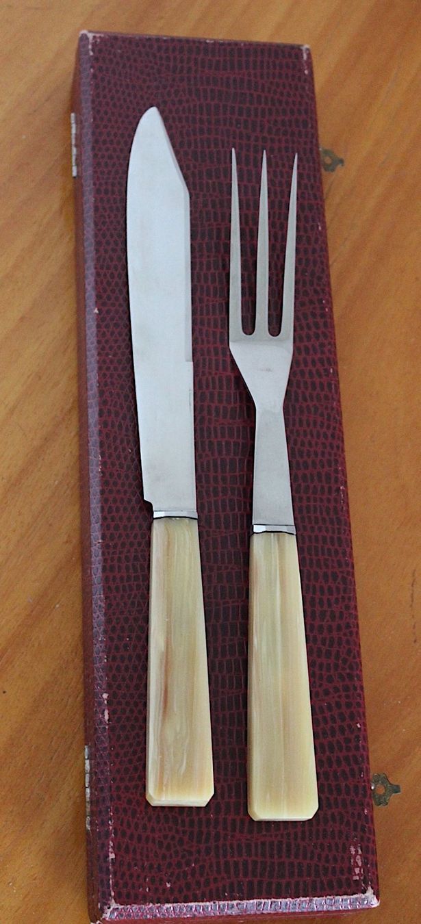 Spielzeuge: Vintage-Tranchier-Set, 60er/70er – Gebraucht aus Locarno von fripui 2