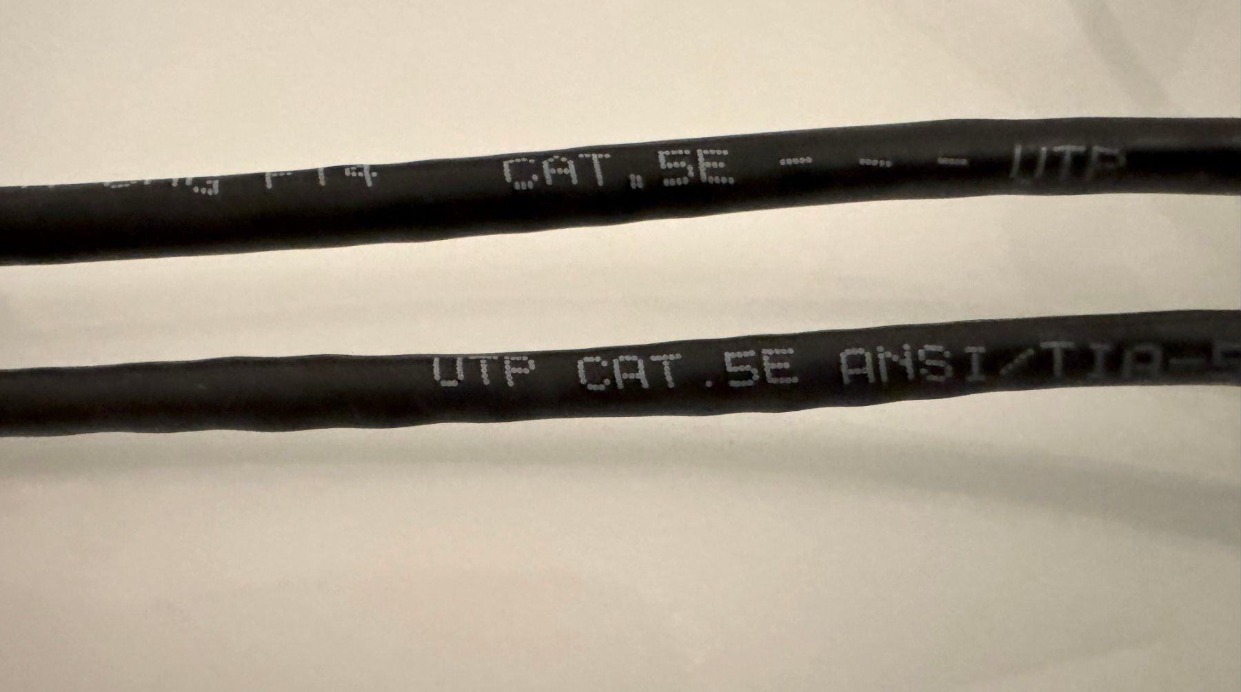 Cavi: 2x 1.8m Netzwerkkabel - Ehternetkabel  schwarz – Usato da Mörschwil venduto da Nrohner 1