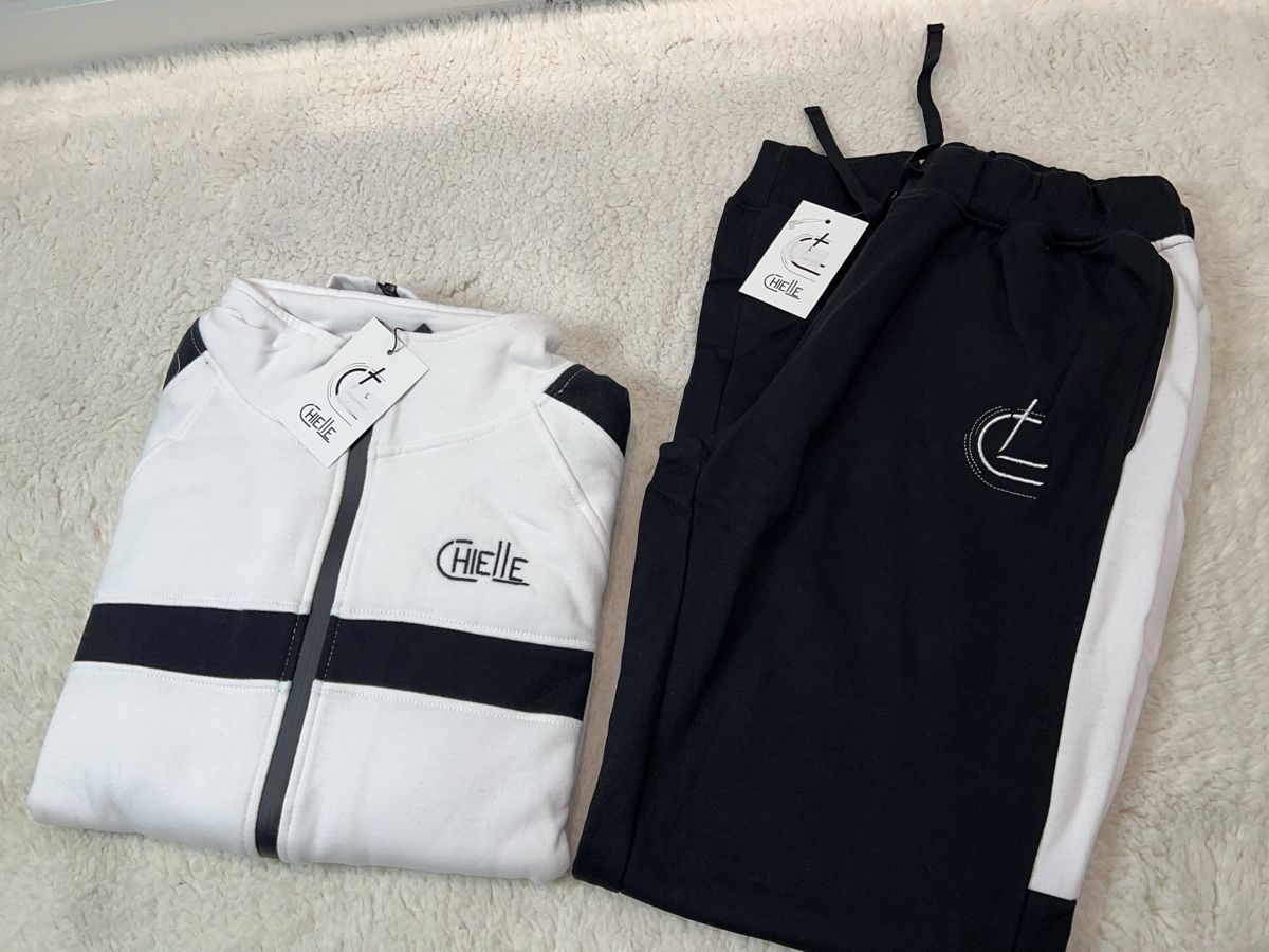 Lotti di vestiti: Ensemble training neuf avec étiquette, taille L – Nuovo e nell'imballaggio originale da Chenens venduto da anasantos90