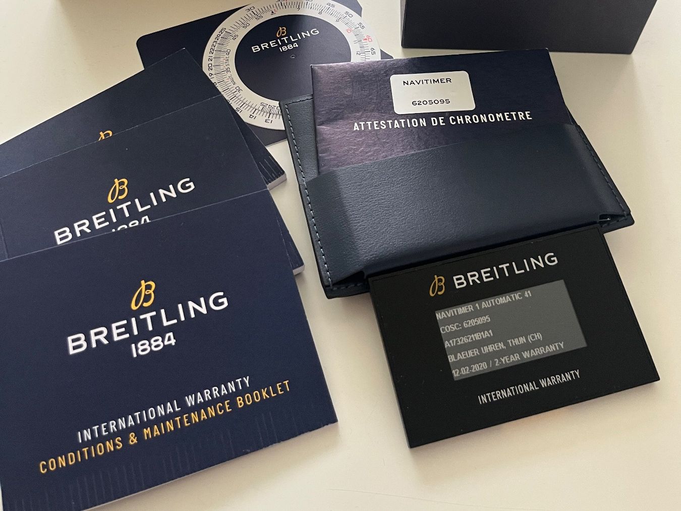 Breitling Montres: Breitling Navitimer 41 - A17362 - Full Set – Neuf (Voir description) à Zürich par Ogi_x 6