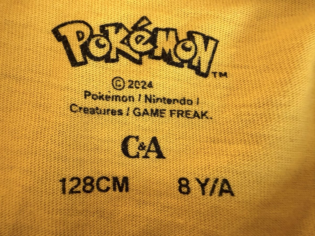 C&A Hemden, T-Shirts & Polos: Sommer Set: Pokémon T-Shirt + Shorts, Grösse 128 Top! – Gebraucht aus Thalwil von margogram99 2