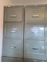 Vintage Metall-Aktenschrank von ERGA – Olivgrün