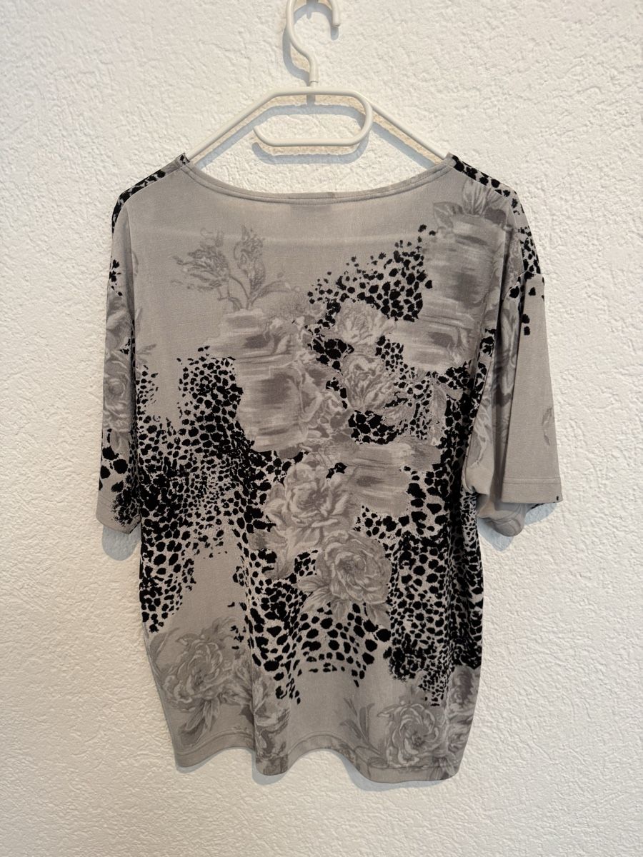 T-shirt: Kingfield Shirt grau leicht glänzend Gr. M – Usato da Fislisbach venduto da KolibriSecondhand 7