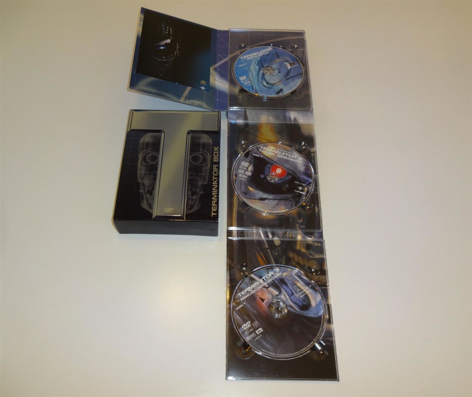 Alle DVDs: DVD Sammlerbox Terminator Box -1 Stück- – Gebraucht aus St. Gallen von WWL 4