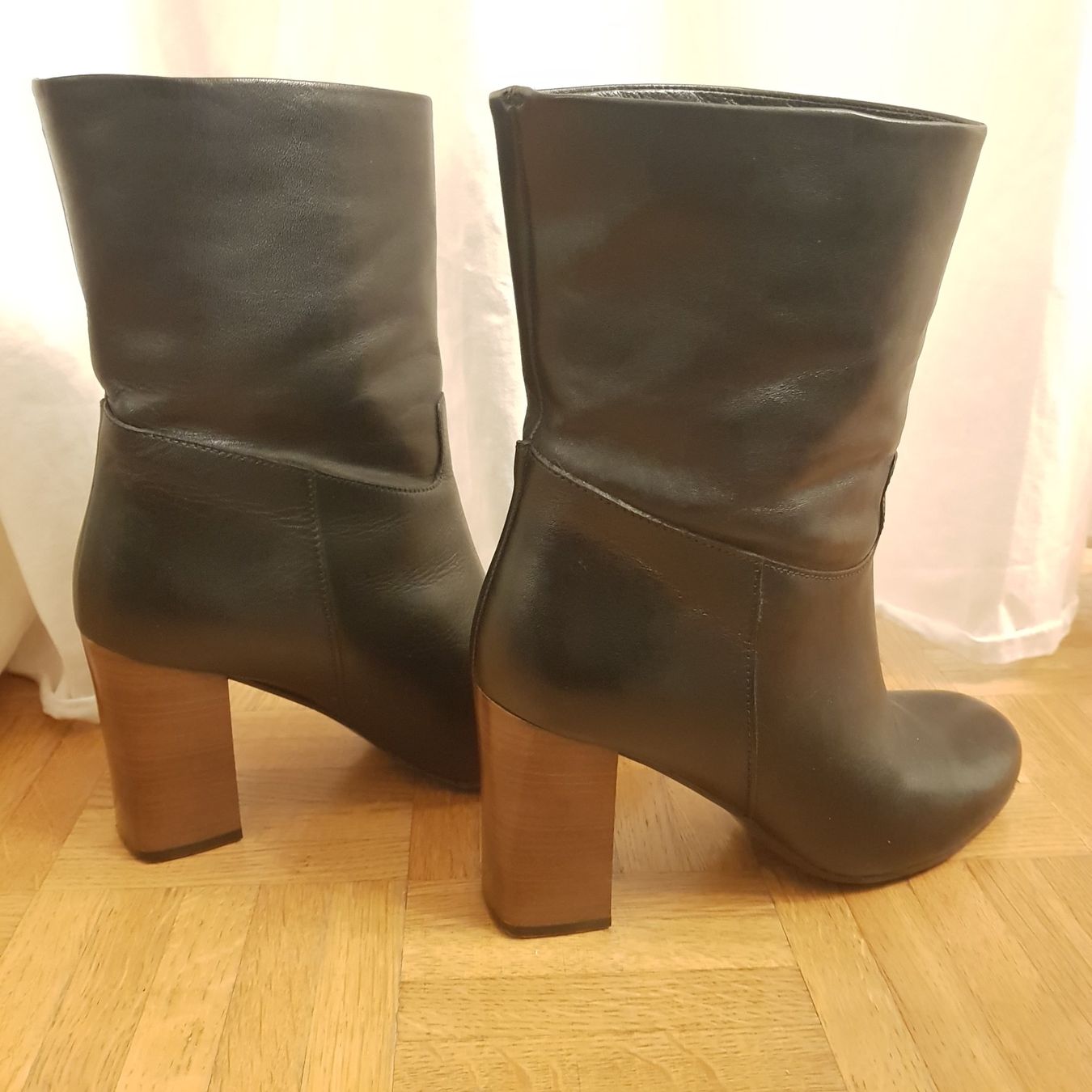 Scarpe da donna: Bottines cuir noir 36 – Usato da Onex venduto da AF. 1