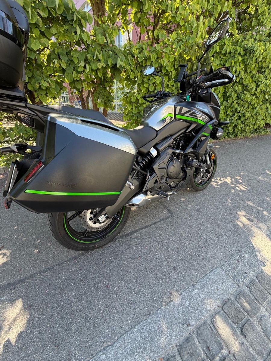 Kawasaki Touring: Kawasaki Versys 650 – Gebraucht aus zürich von milina 9