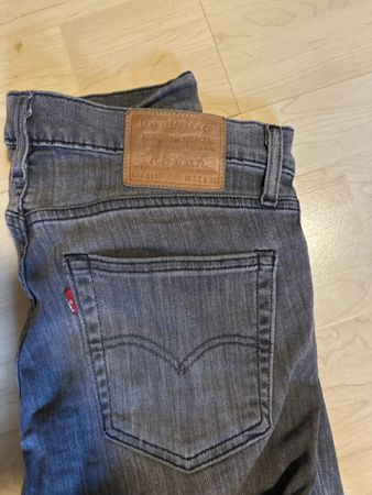 Herren Jeans Levi Strauss 511 grau Grösse W32 L32