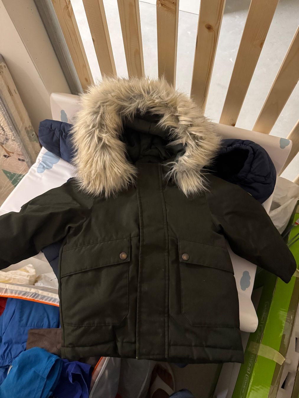 Name It Vestes & Manteaux: Parka Winterjacke 98 – D'occasion à Glattfelden par mezzo.gram