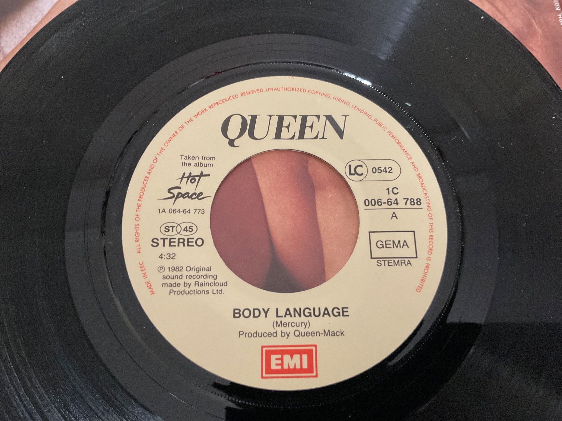 Dischi in vinile: Queen Body language Single 7 – Usato da Delémont venduto da vinylfreak01 2