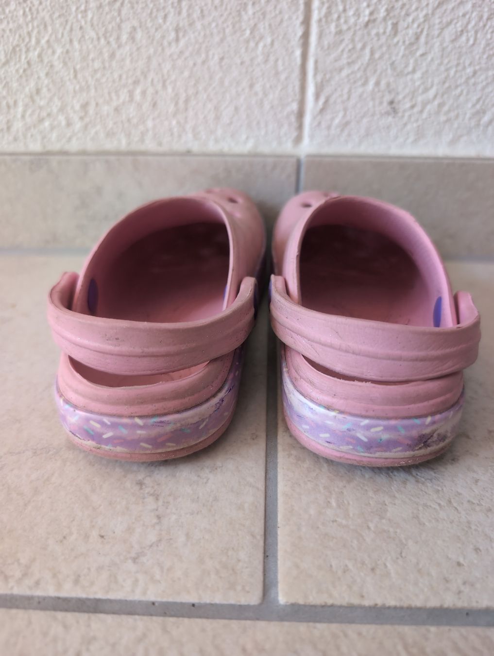 Schuhe für Mädchen: Gabbys Dollhouse Clogs Gr. 27 – Gebraucht aus Alberswil von __colafroeschli__ 2