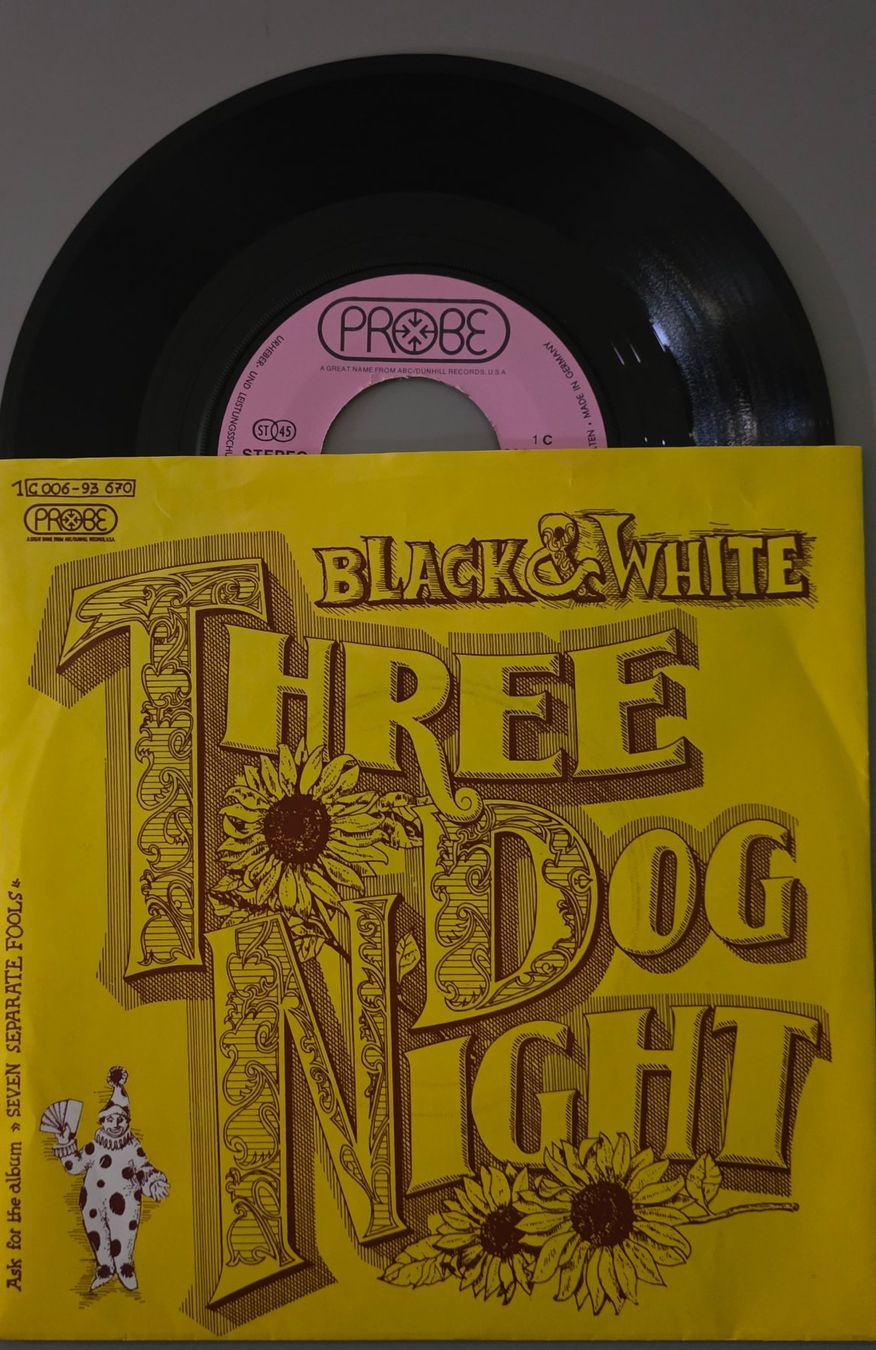 Dischi in vinile: Three Dog Night Single – Black & White – Usato da Root venduto da atelier22