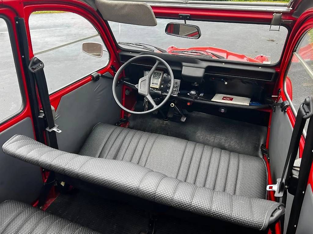 Automobili: Citroën 2CV6 Special – Usato da Langenthal venduto da Goergens10 5