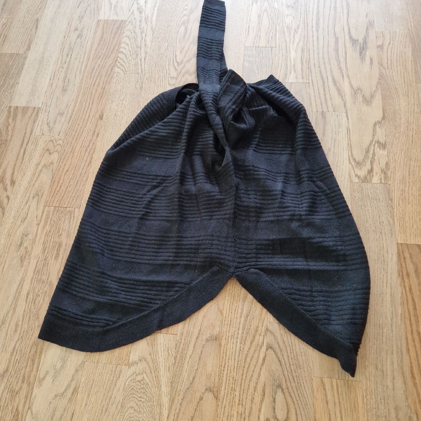 Only Maglioni & Felpe: Schwarzer ONLY Strickpullover, Gr. S, Top Zustand! – Usato da Nendeln venduto da Zopfie_ 2