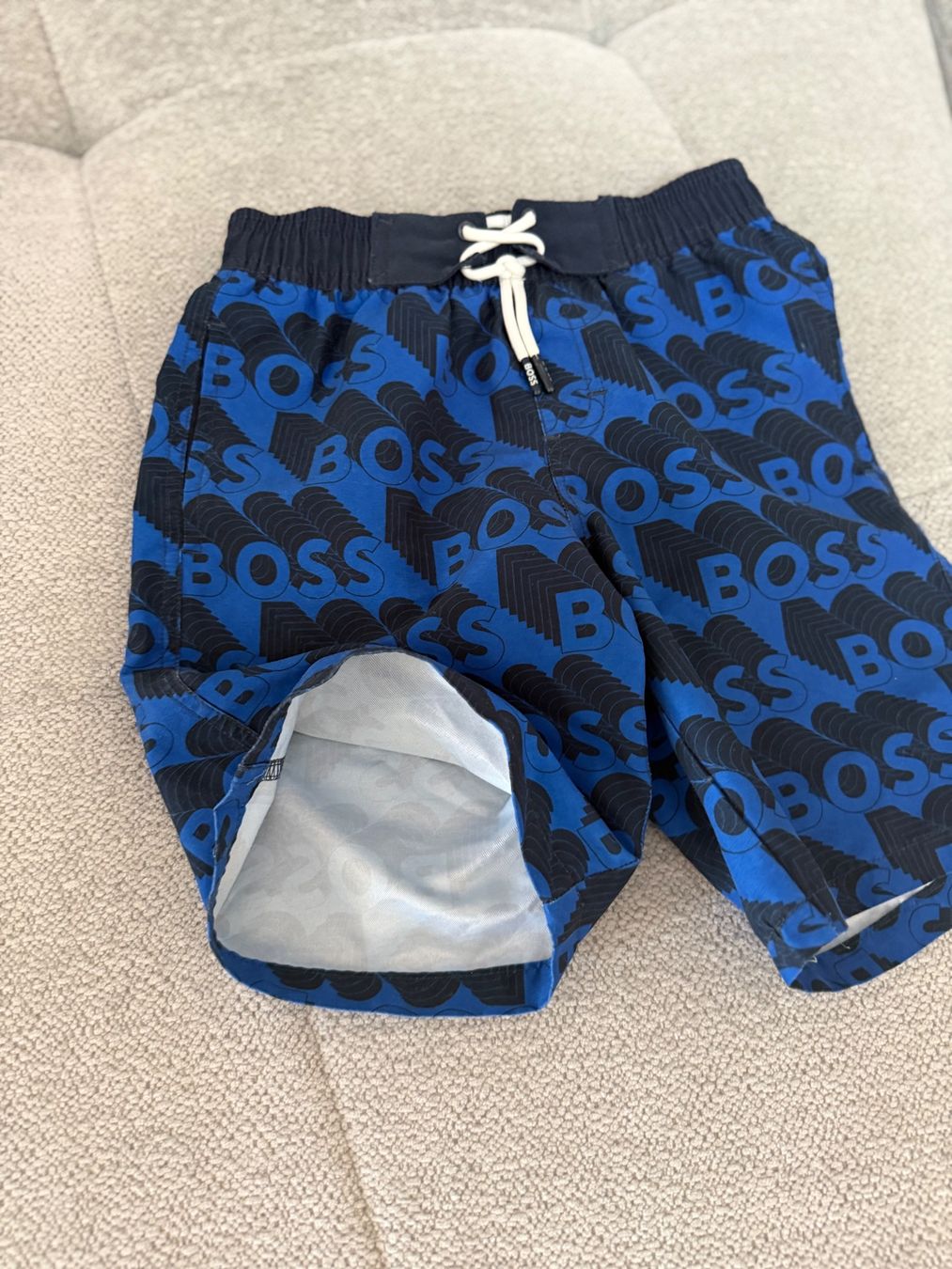 Hugo Boss Caleçons de bain: BOSS Badeshorts Gr. 126 – D'occasion à Uetikon am See par Fraufox1 4