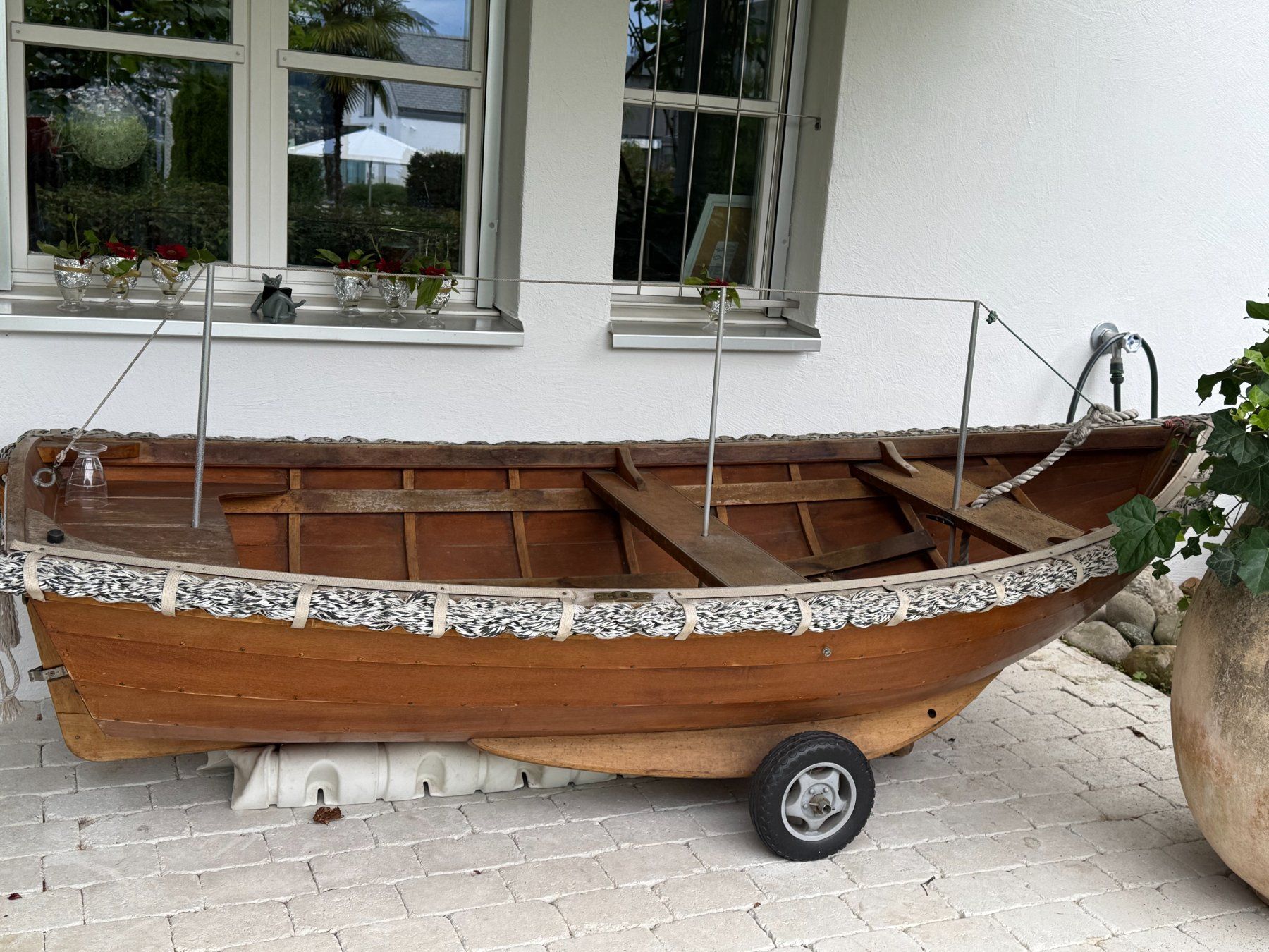 Boote: Kleines Segelboot aus Holz – Gebraucht aus Thalwil von WalterH44