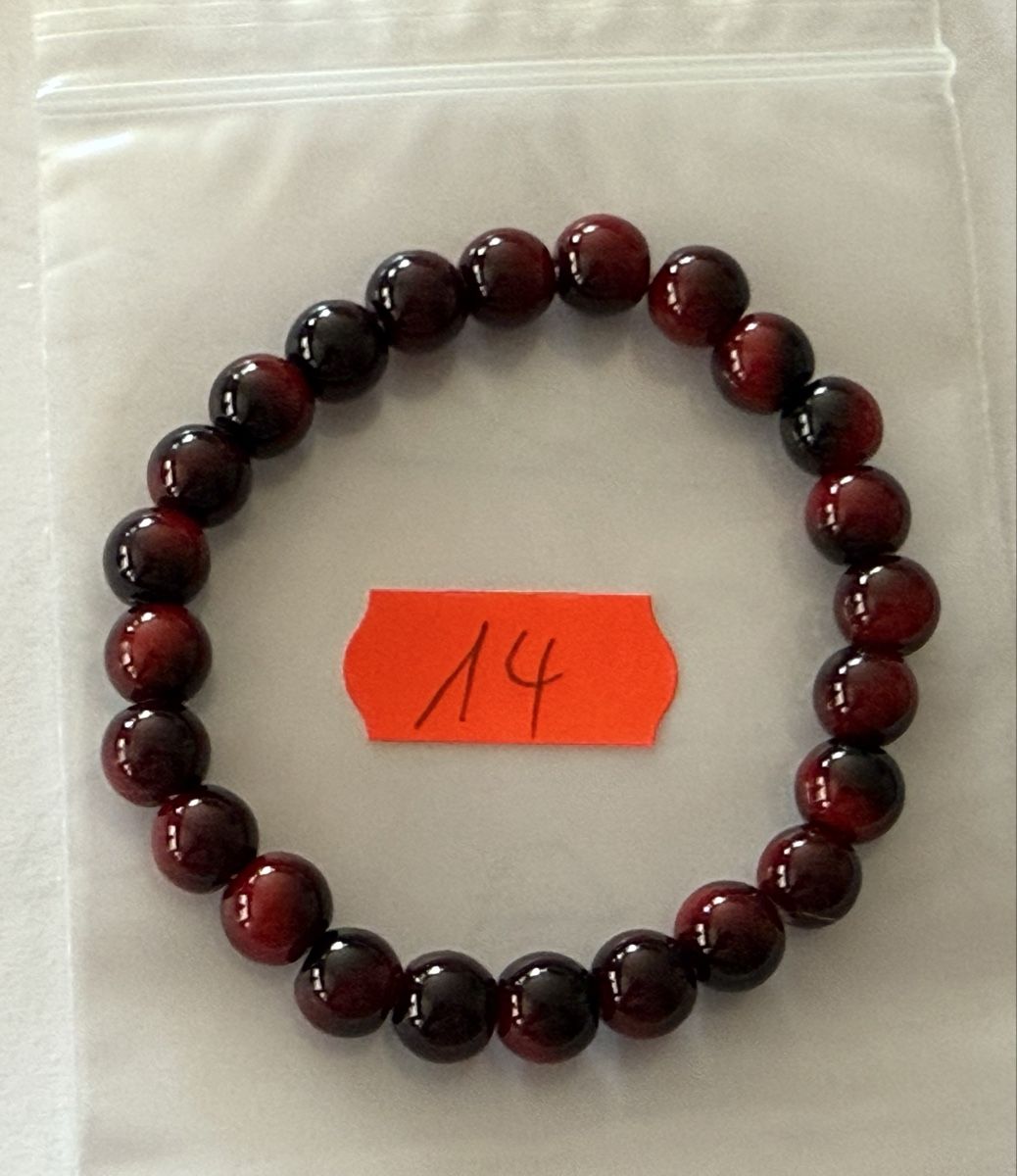 Onyx Bracciali & Braccialetti: 1 Stück Rotes Edelsteinarmband, elastisch. – Usato da Rheinfelden venduto da Gazzi