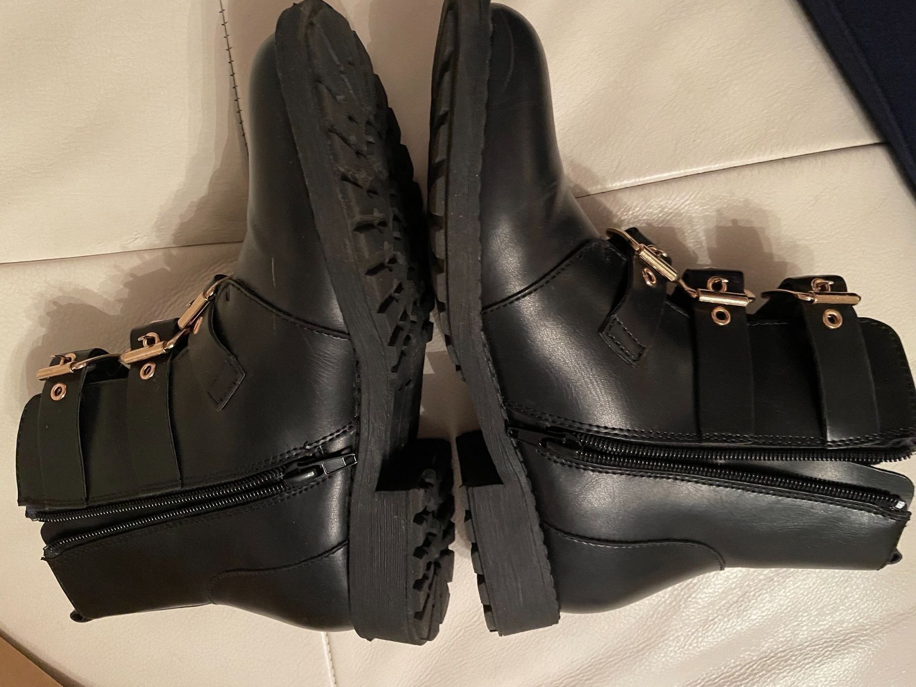 Scarpe da donna: Bottines – Nuovo (secondo la descrizione) da Pully venduto da Kalissa 4
