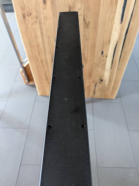Tavoli: Pied d'îlot/table haute sur mesure – Usato da Rolle venduto da luc_lbb6