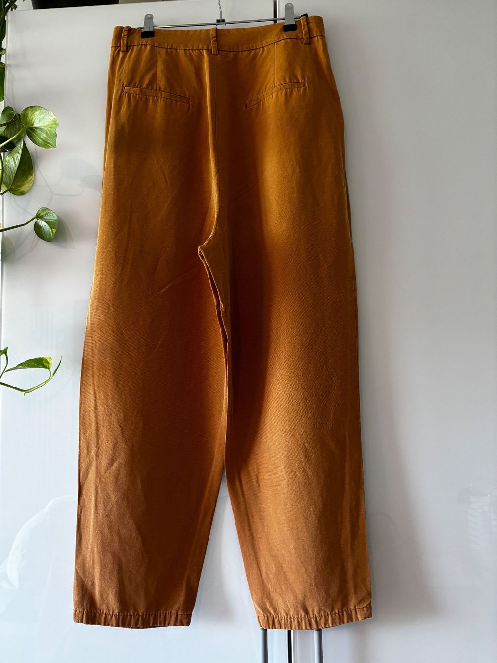 Zara Pantaloni: ZARA Bundfaltenhose Gr. M – Usato da Zürich venduto da missmodernage 3