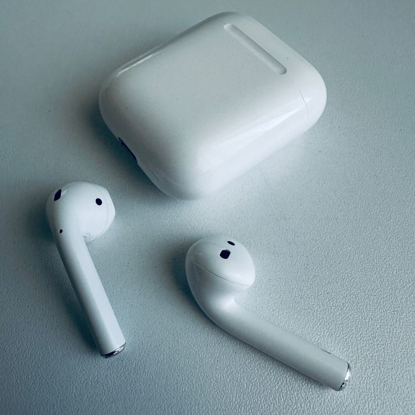 Apple Cuffie: Original Apple AirPods 2 Kopfhörer Wireless Lightning Kabel – Usato da Basel venduto da MY.AIRPODS.SHOP 8