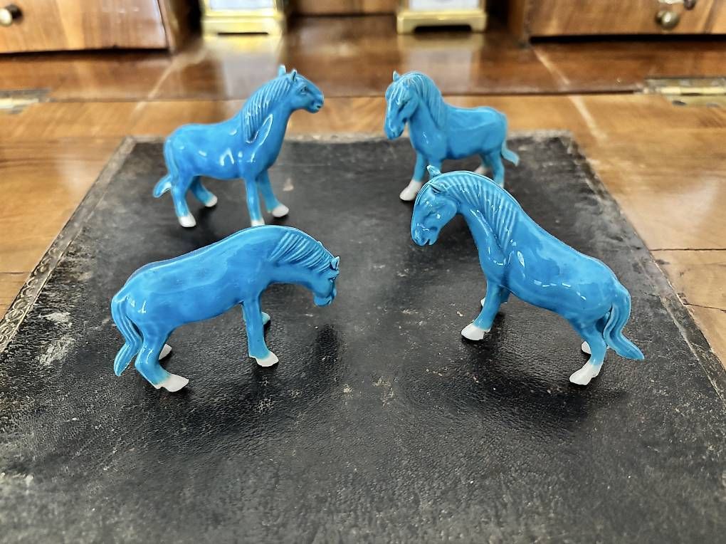 Figurines: Chevaux de bonheur  – D'occasion à Saxon par Topkap2
