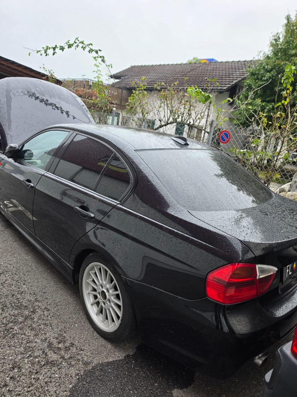 BMW Autos: BMW 335ix – Defekt aus Sevelen von pho_p8dt 2