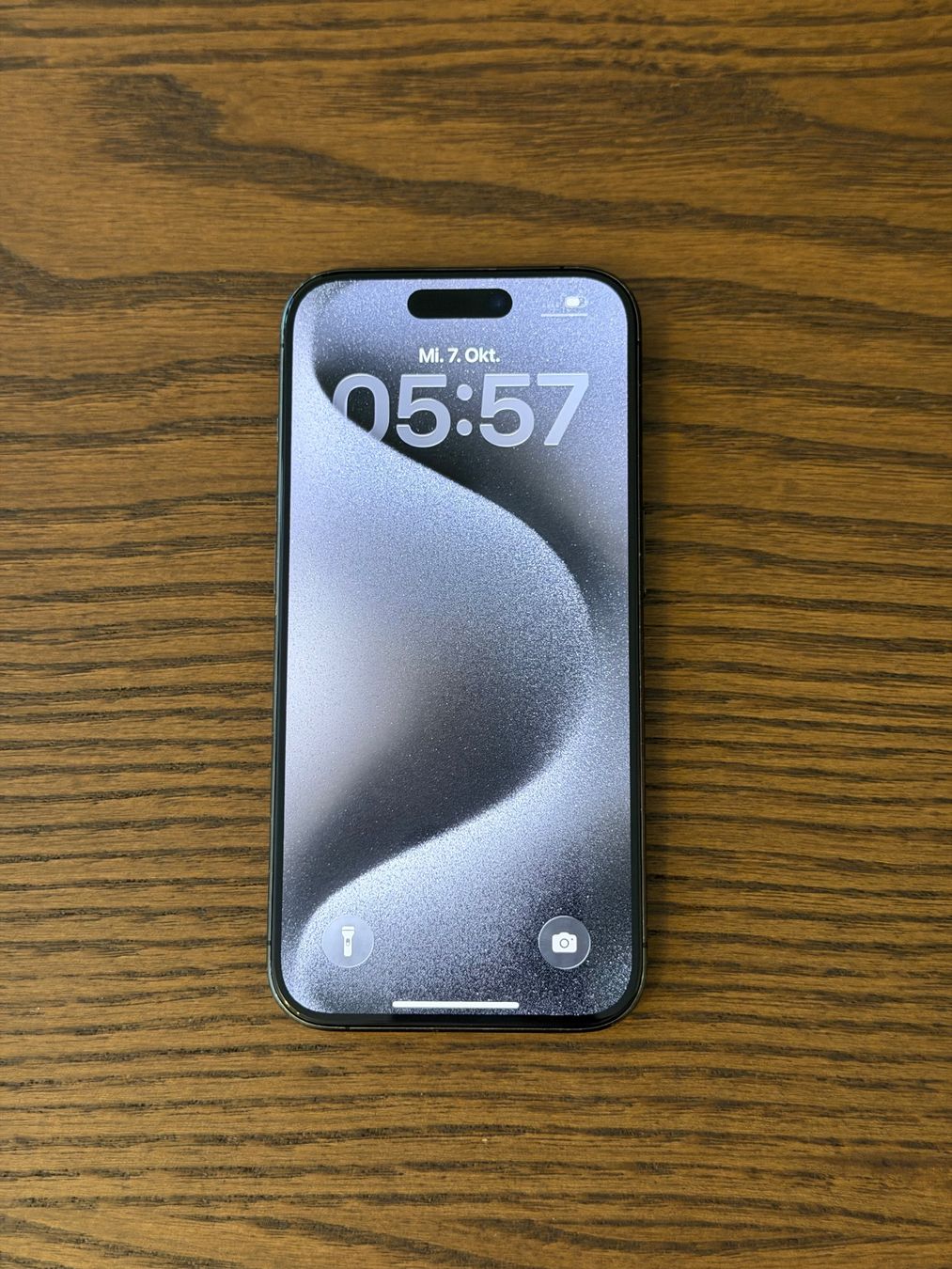 Apple Handys / Smartphones: iPhone 15 Pro, schwarz, 85%, Top Angebot – Gebraucht aus Emmenbrücke von WorldofTech