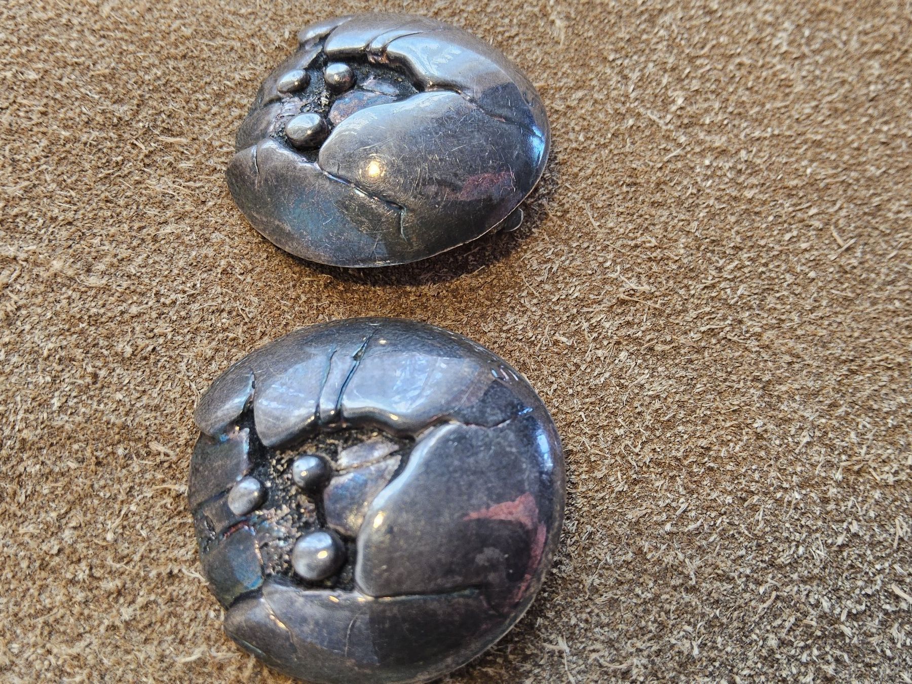 Ohrringe & -stecker: Vintage Sidney Larron Paris signierte Ohrclips – Gebraucht aus Zürich von SciTec