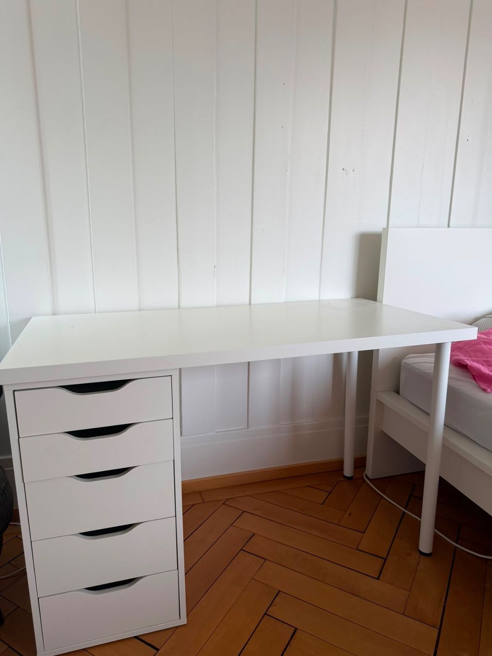 Ikea Bureaux: IKEA Schreibtisch / IKEA Desk – D'occasion à Zürich par nai_mrm2