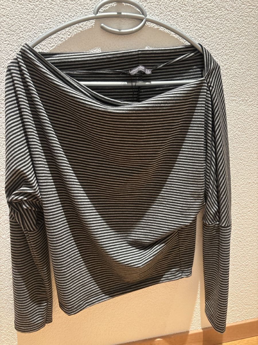 Stradivarius T-shirt: Langarmshirt Gr.S – Usato da Lumino venduto da Red53