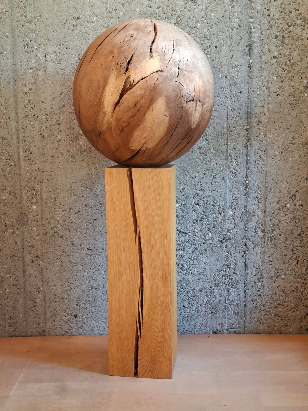 Sculture & Statue: Holzkugel aus Eichenholz, Ø 40 cm – Usato da Wald ZH venduto da legi12 2