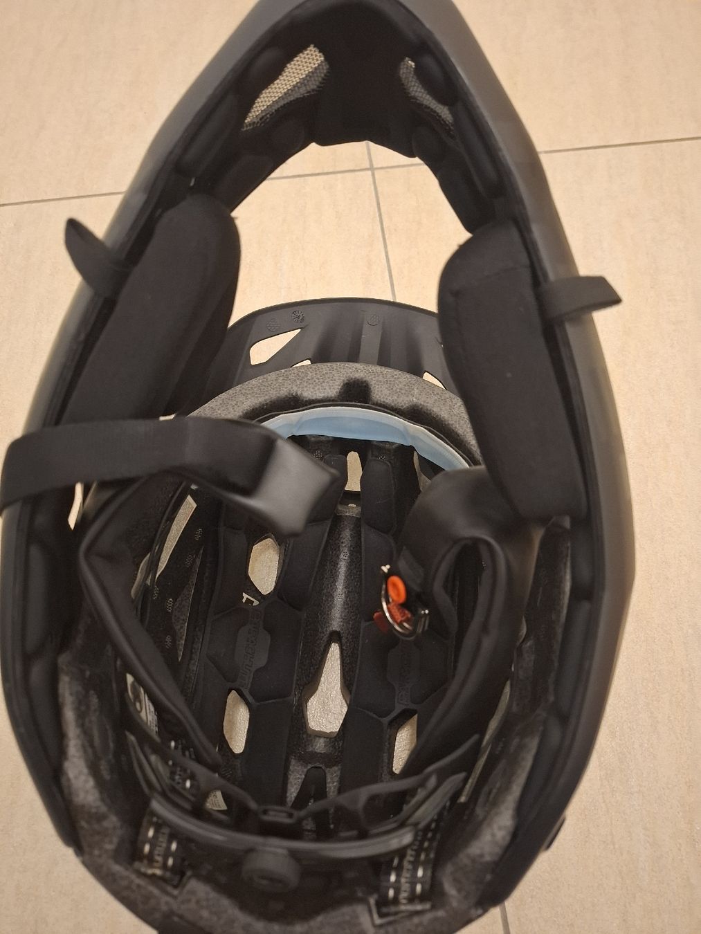 Helme: Helm MET Parachute  – Gebraucht aus 0telfingen von Marlise06 4