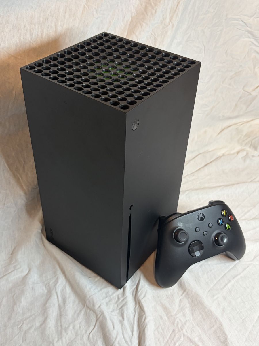 Microsoft Consoles: XBOX Series X - 1TB - OVP  – D'occasion à Basel par iai_x6x7 1