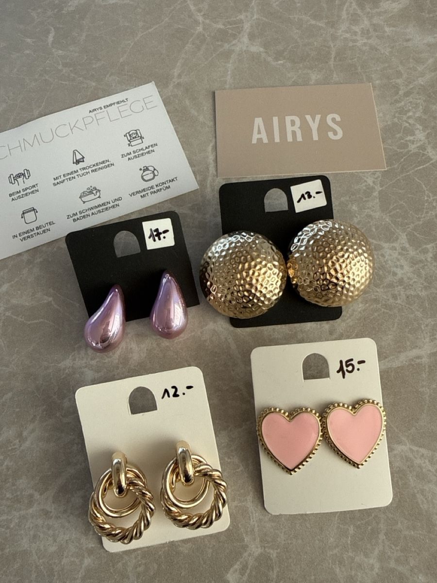 Orecchini pendenti & Orecchini a lobo: Ohrringe 4er Set von AIRYS – Nuovo e nell'imballaggio originale da Adlikon b.Regensdf venduto da Sikkkkkki