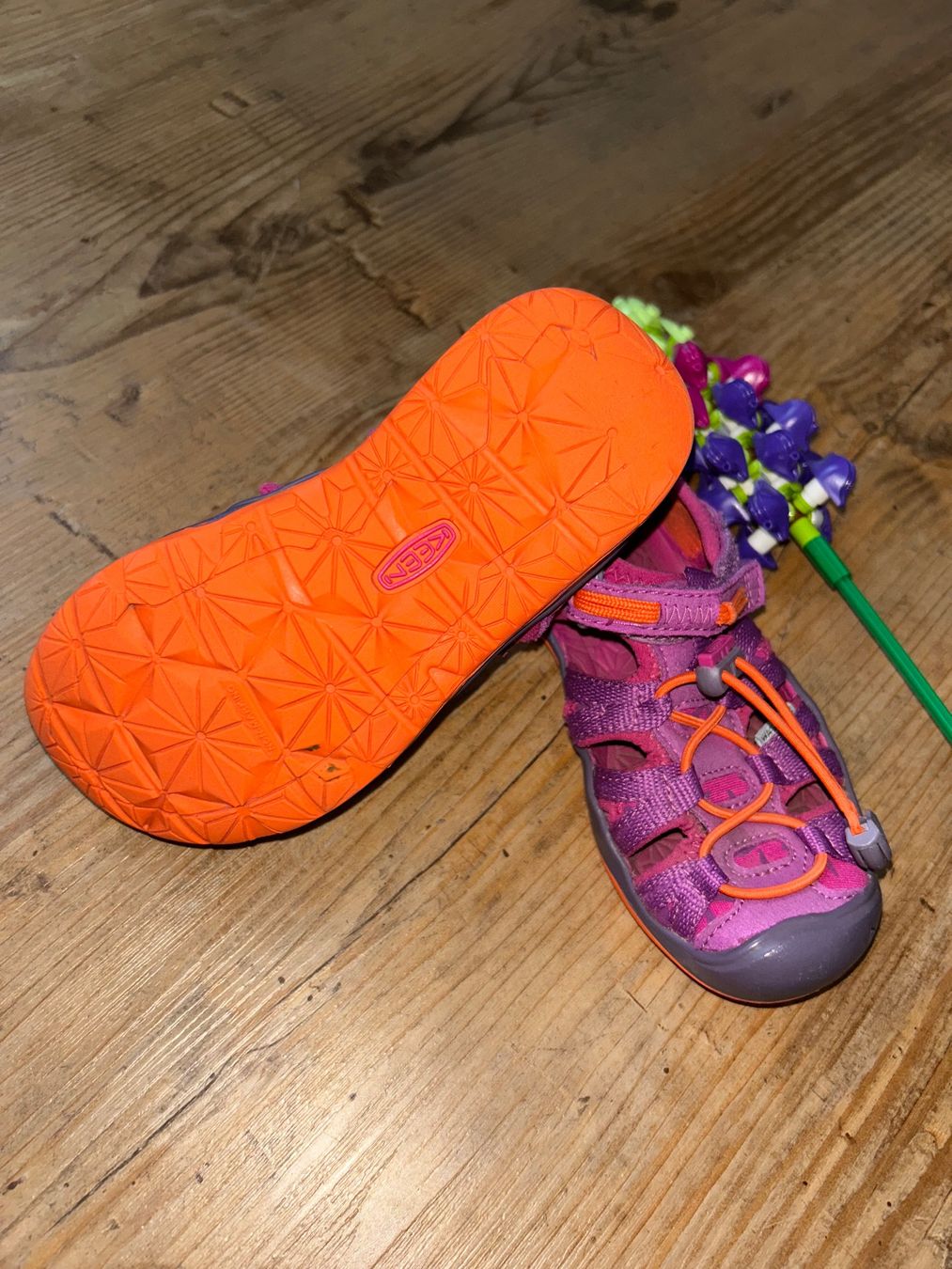 Keen Scarpe per ragazze: Sandalen Keen 27/28 – Usato da Safenwil venduto da 2hand_aber_wertvoll 1