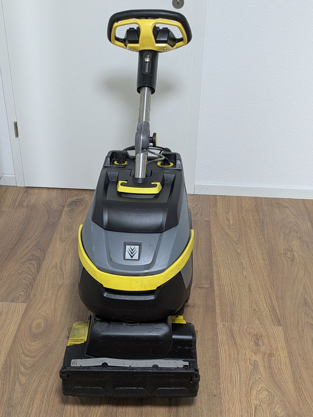 Kärcher Tutte le macchine: Kärcher BR 35/12 C Bp Pack Li Scheuersaugmaschine – Usato da Wohlenschwil venduto da d5psas 1
