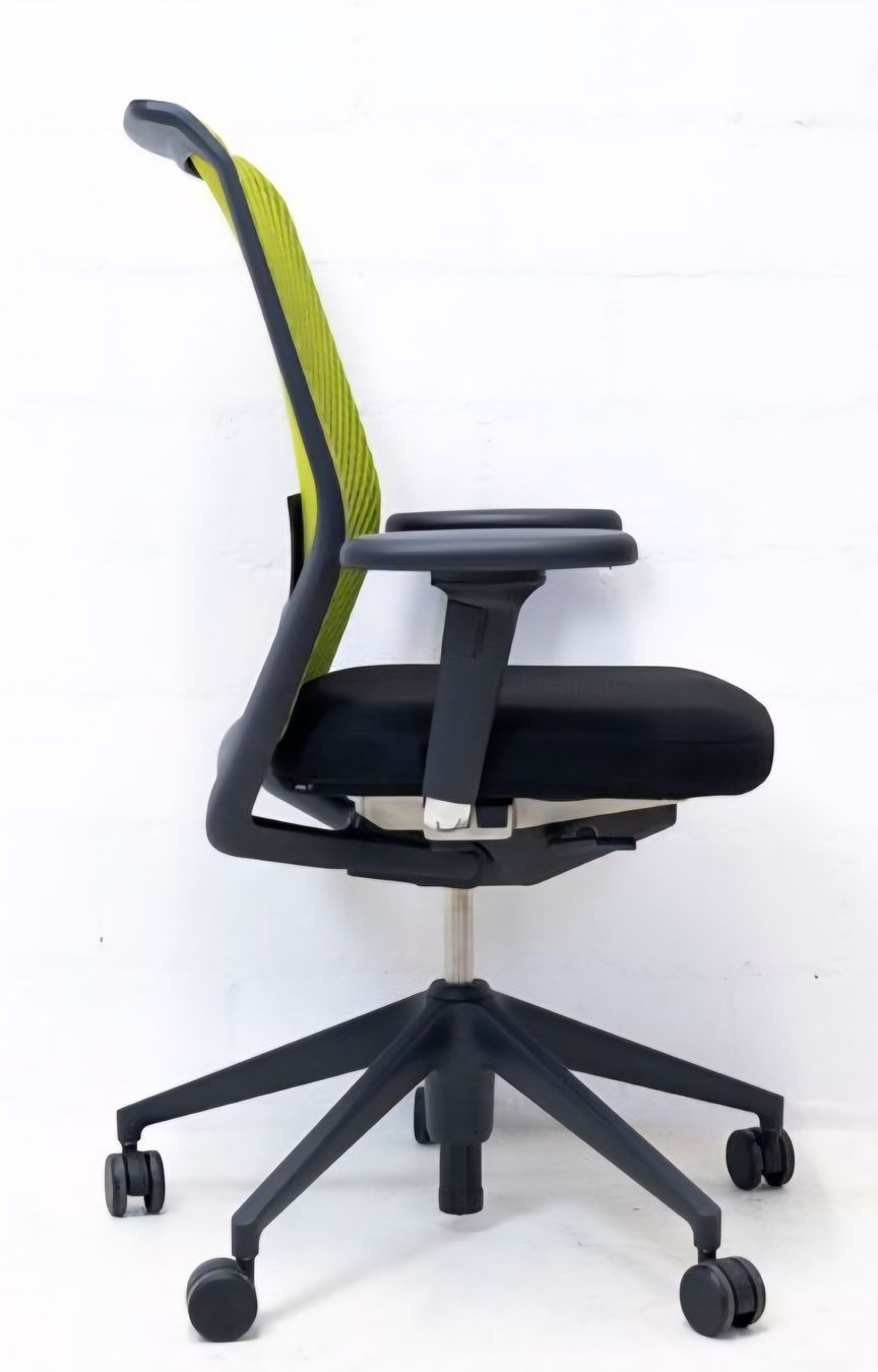 Vitra Chaises: Vitra ID Mesh Bürostuhl – D'occasion à Herrliberg par Dusty1961 5