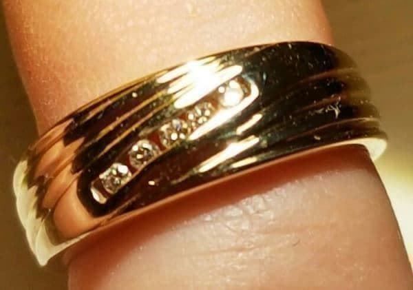 Anelli: Gelbgoldring, mit 5 schönen Brillanten – Nuovo (secondo la descrizione) da Unterägeri venduto da Altgoldschmuck 6