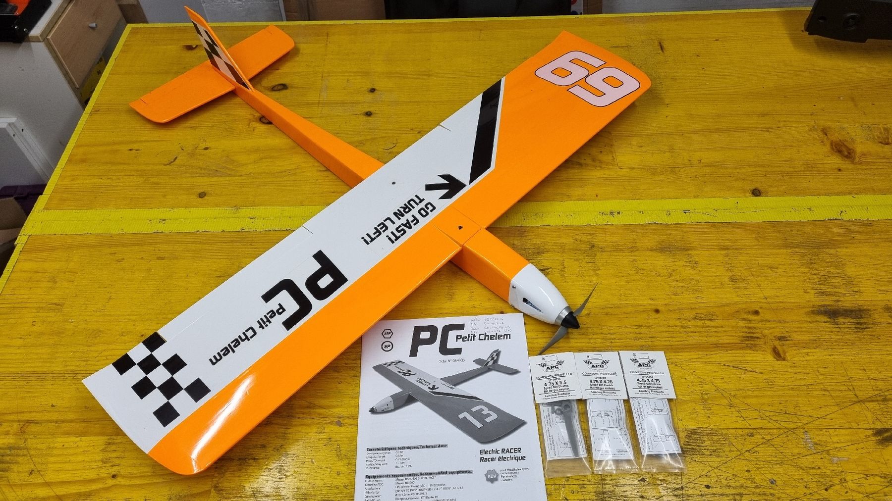 Modellismo RC: Petit Chelem Topmodel – Usato da Savigny venduto da estes11