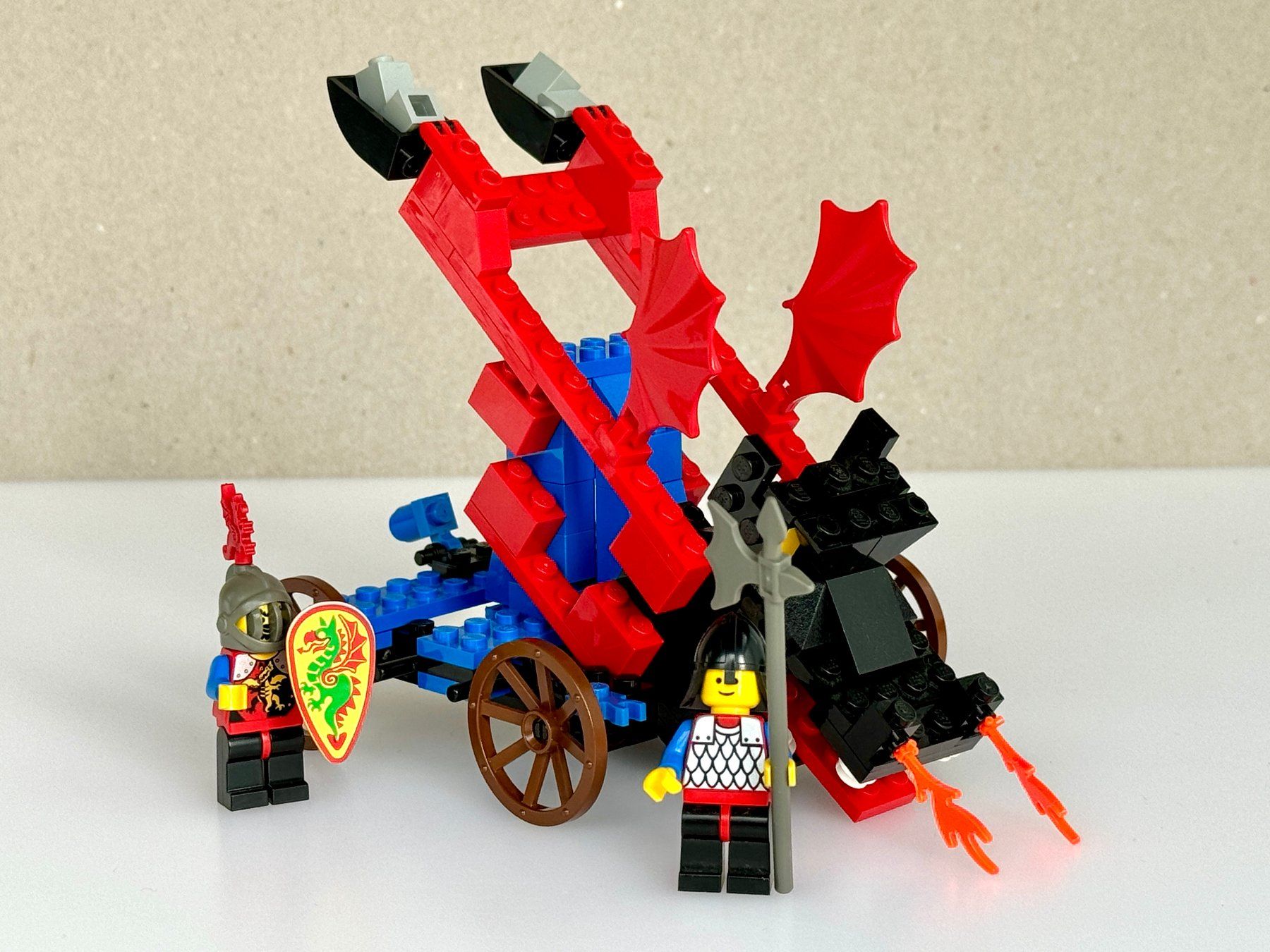 Lego Baukästen: Lego 6043 Dragon Defender 1993 – Gebraucht aus Frauenfeld von ufu_7bdg