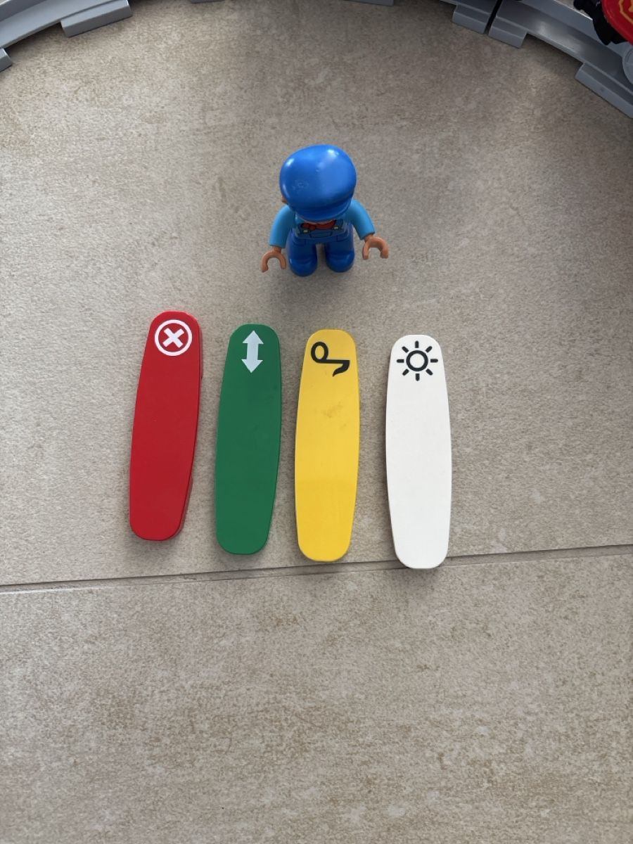 Lego Jeux de construction: Train Duplo intelligent avec voies – D'occasion à Lausanne par pabernard 3