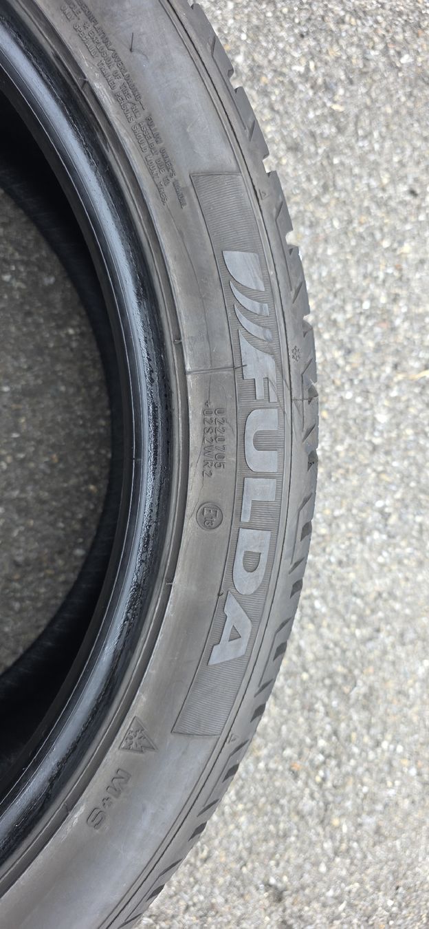 Pneus & Kompletträder: Winterpneu 275/40/R20 M+S – Gebraucht aus herzogenbuchsee von jamma01 2