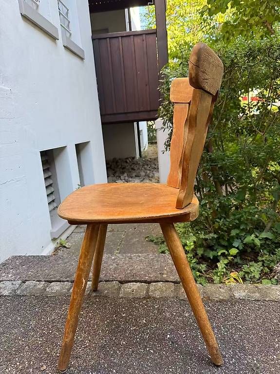 &Tradition Chaises: Beizenstuhl massive Bauernstuhl Stabelle – D'occasion à Aarburg par Qin3ze 1